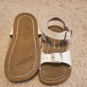 Toddler Girls Shoes (SOLD ON MECARI)